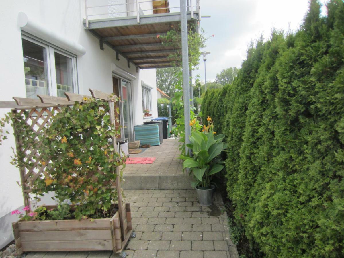 Christine Oparaugo - Privatzimmer Mit Bad Leutkirch im Allgäu Buitenkant foto